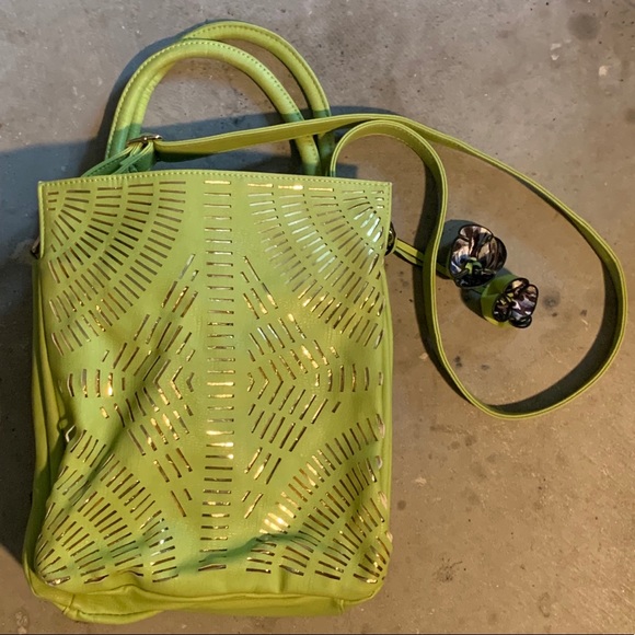 handbag republic Handbags - 💚 “Handbag Republic" lime green & gold NWOT